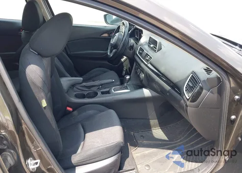 2014 Mazda Mazda3 I Touring z USA, uszkodzony, nr VIN JM1BM1L75E1100964